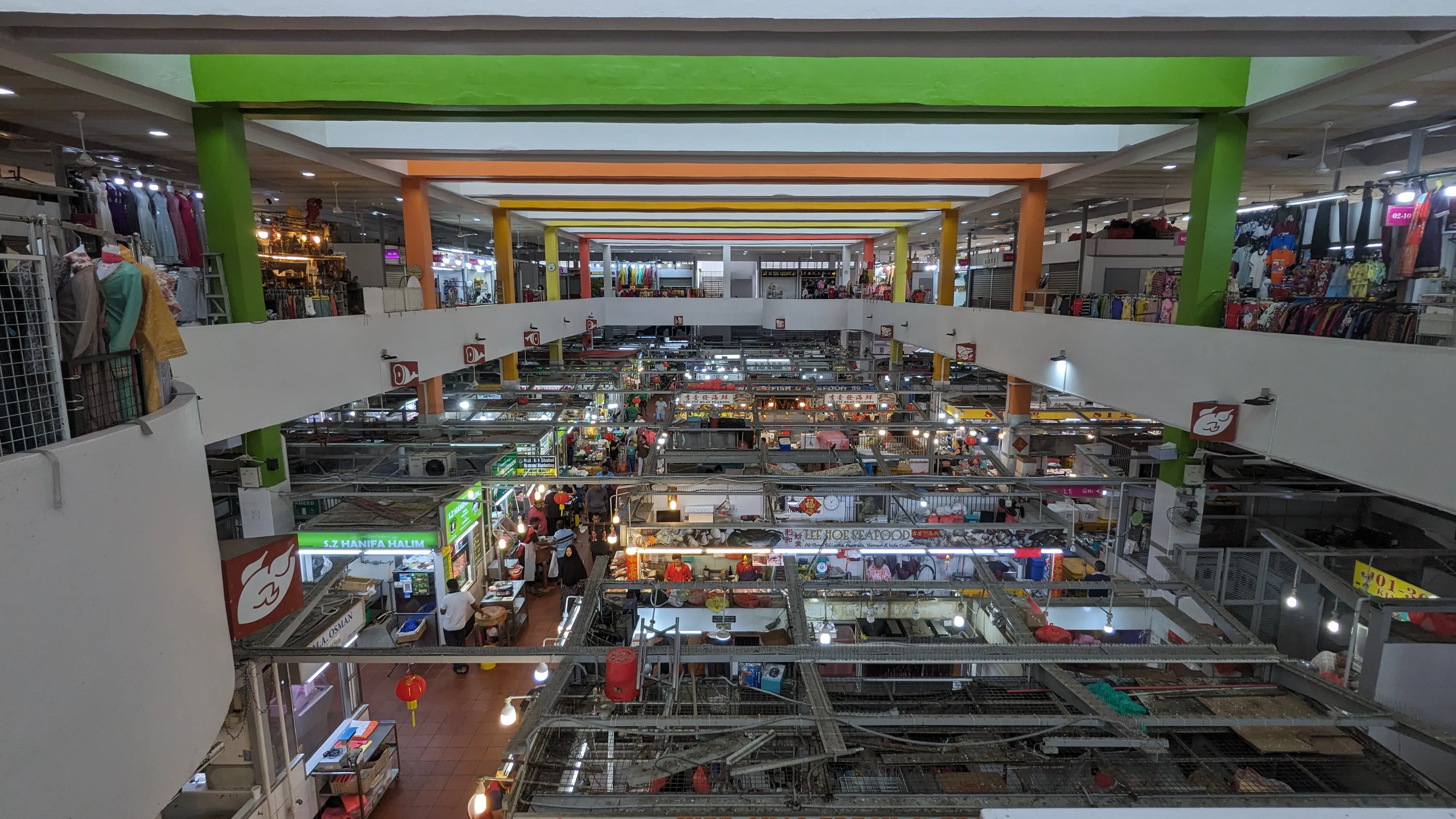 市場的なところ